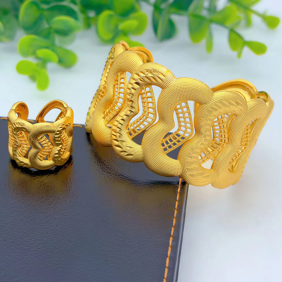 Dubai Gold Bangle & Ring Set
