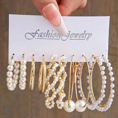 Pearl & Gold Round Earring Set