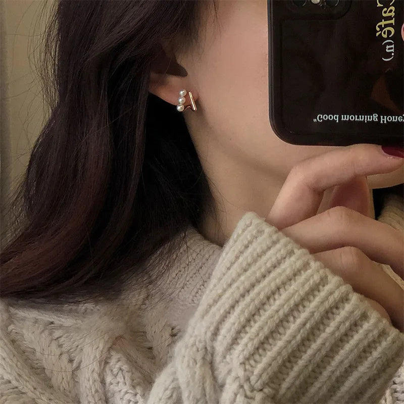 S925 Sterling Silver Pearl Stud Earrings