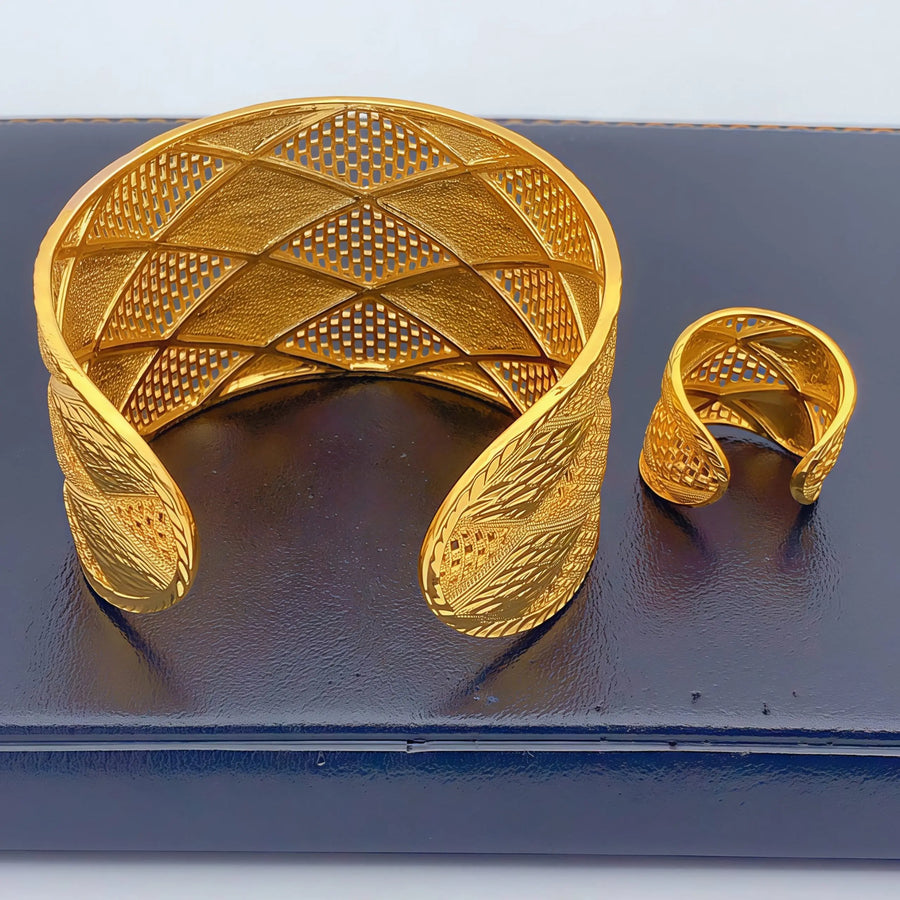 Dubai Gold Bangle & Ring Set